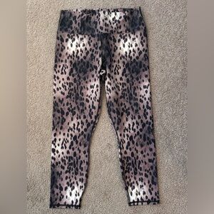Fabletics Women Animal Print 7/8 Leggings - Black and Brown